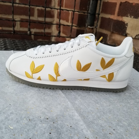 Nike Classic Cortez - Picture 4 of 7